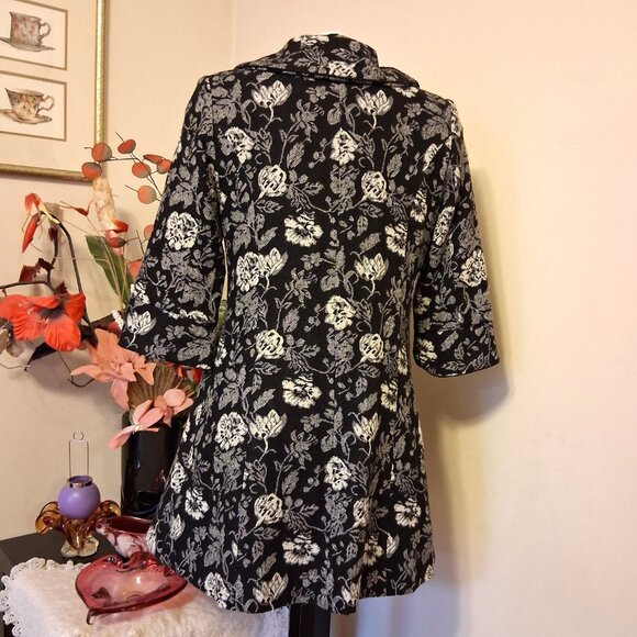 NEW Women’s Elegant Pea Coat Black White Floral Lined Trench Coat ¾ Sleeve 16 XL - Picture 6 of 9